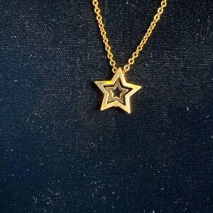 Vintage Avon layered star necklace